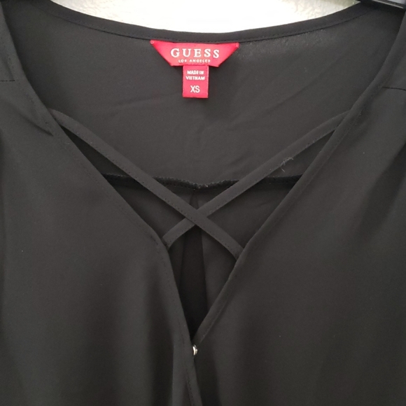 Black Guess Top - Picture 4 of 5